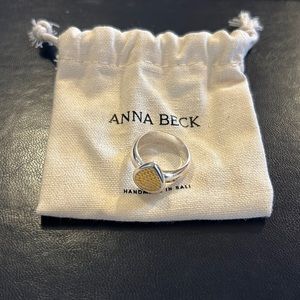 Anna Beck ring size 8